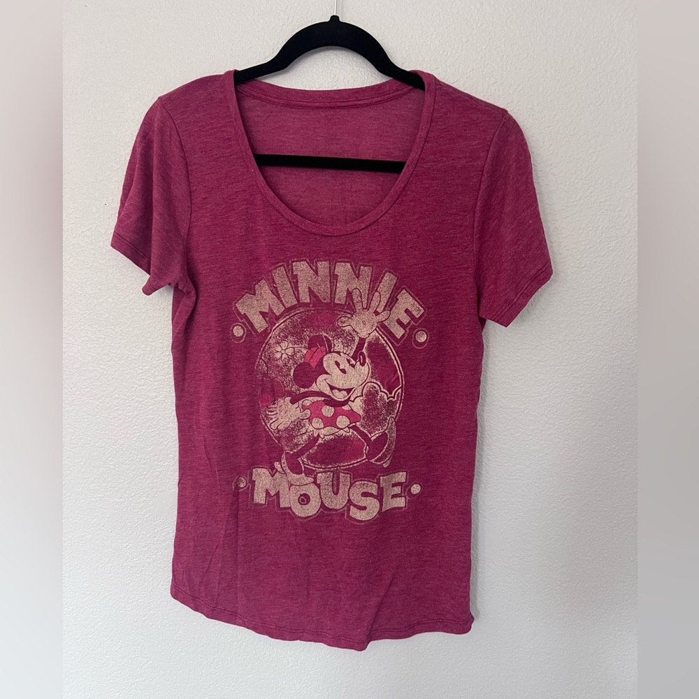 Disney Red Yellow Minnie Mouse Graphic Tee Size Medium